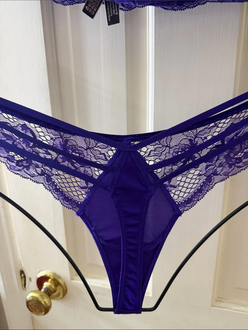 Victoria's Secret Electric Purple Lace Longline Bralette with Thong & Garter Set - Picture 11 of 16